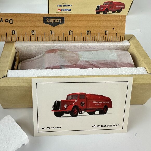 Corgi Classics White Tanker Volunteer Fire Dept. 99452 Diecast Model - Picture 2 of 2